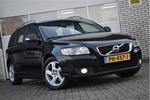 Volvo V50 - 1.6 D2 S/S Limited Edition Leder NAVI Trekhaak '12 - 1