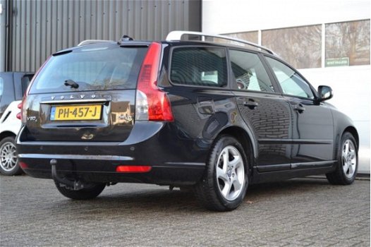 Volvo V50 - 1.6 D2 S/S Limited Edition Leder NAVI Trekhaak '12 - 1