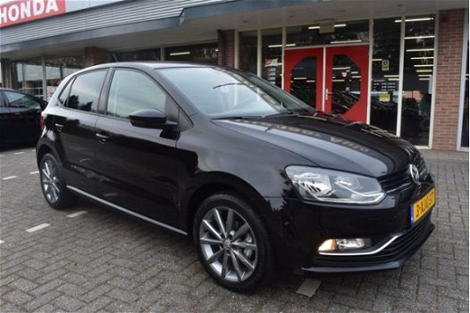 Volkswagen Polo - 1.2 TSI First Edition - 1