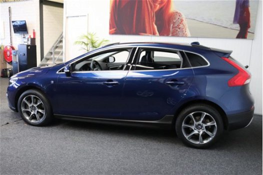 Volvo V40 Cross Country - 1.5 T3 Ocean Race LEDER NAVIGATIE CRUISE CONTROL CLIMATE CONTROL TEL PDC Z - 1