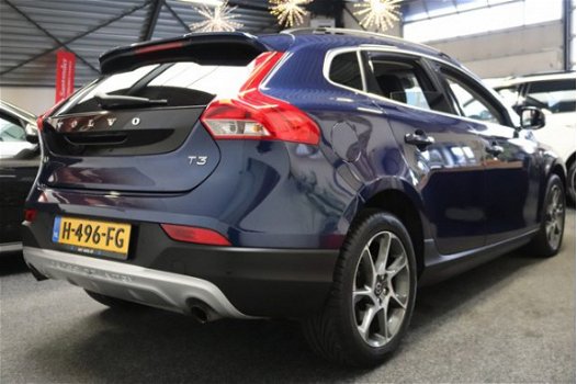 Volvo V40 Cross Country - 1.5 T3 Ocean Race LEDER NAVIGATIE CRUISE CONTROL CLIMATE CONTROL TEL PDC Z - 1