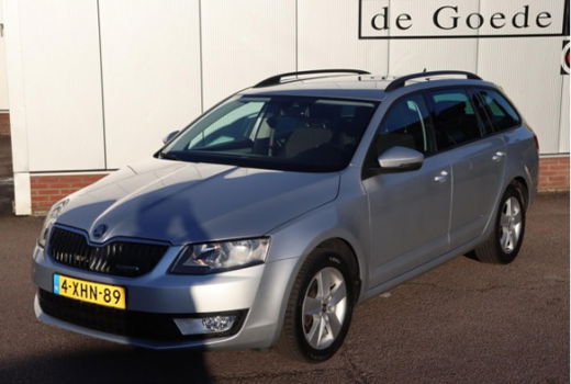 Skoda Octavia Combi - 1.6 TDI Greenline Businessline org. NL-auto navigatie - 1