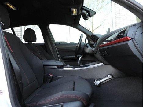 BMW 1-serie - 118i Business+ Aut. Navi Pro Xenon NL Auto Dealeronderhouden Sportstoelen Harman/Kardo - 1