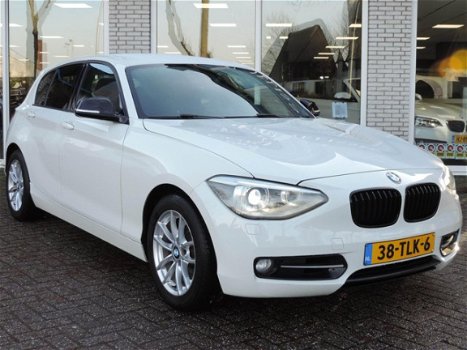 BMW 1-serie - 118i Business+ Aut. Navi Pro Xenon NL Auto Dealeronderhouden Sportstoelen Harman/Kardo - 1