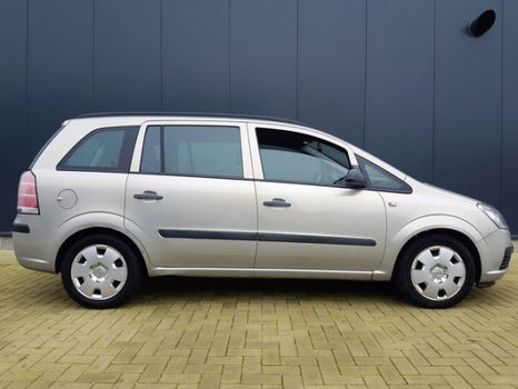 Opel Zafira - 1.9 CDTi Business AIRCO TREKHAAK 2006 - 1