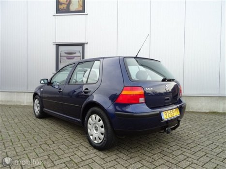 Volkswagen Golf - 1.6-16V Comfortline * 5drs/Nap/2001 - 1