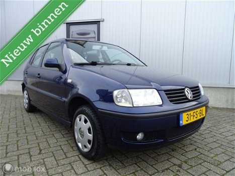 Volkswagen Polo - 1.4 Comfortline * Elektrische pakket & 5 Drs - 1