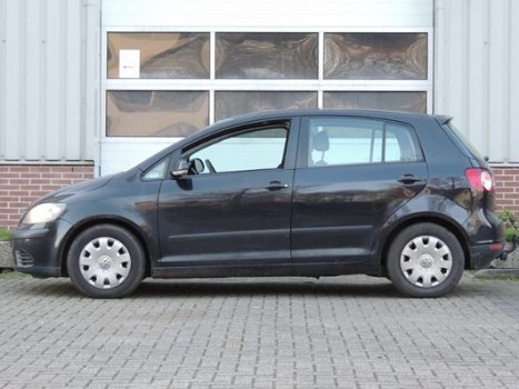 Volkswagen Golf Plus - TDI 77KW 105PK AIRCO TREKHAAK INRUILKOOPJE - 1