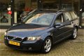 Volvo V50 - 2.4i Momentum AUTOMAAT - 1 - Thumbnail