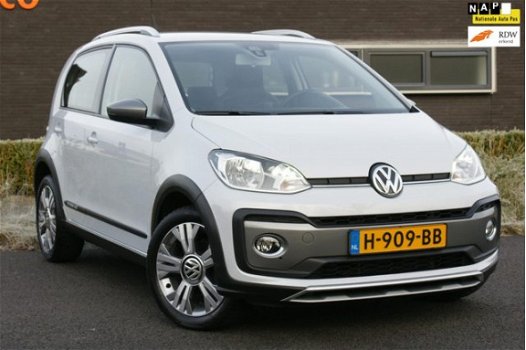 Volkswagen Up! - 1.0 TSI BMT cross up |clima |white-silver |cruisecontrol |135pk |stoelverwarming | - 1