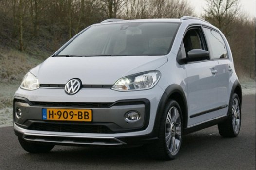 Volkswagen Up! - 1.0 TSI BMT cross up |clima |white-silver |cruisecontrol |135pk |stoelverwarming | - 1