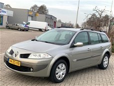 Renault Mégane Grand Tour - 1.6-16V Business l AIRCO l TREKH