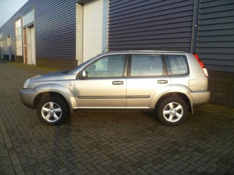 Nissan X-Trail - 2.2 dCi Columbia APK/2006 - 1