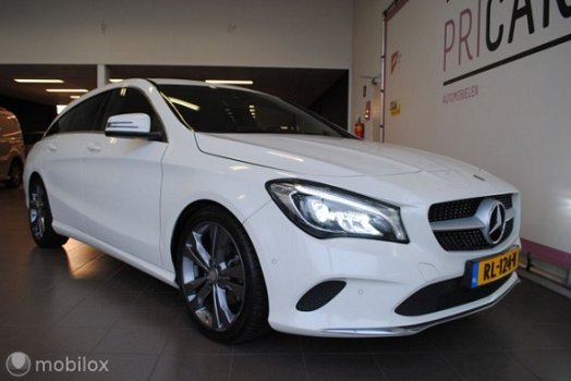 Mercedes-Benz CLA-klasse Shooting Brake - 220cdi Prestige/Urban 2xPDC/Navi/Sportstoelen - 1