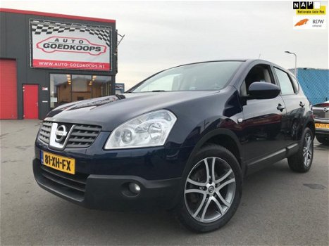 Nissan Qashqai - 2.0 Tekna met 131dkm. +NAP voor 8450, - euro - 1