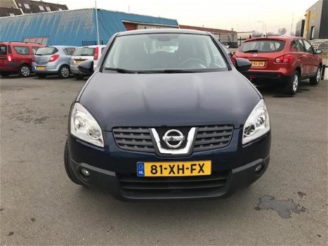 Nissan Qashqai - 2.0 Tekna met 131dkm. +NAP voor 8450, - euro - 1