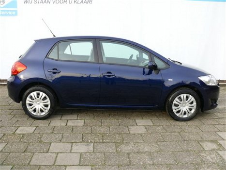 Toyota Auris - 1.6-16V Sol 124 pk 5 Deurs Trekhaak, Cruise Control, Airco Clima, Elek ramen en Spieg - 1