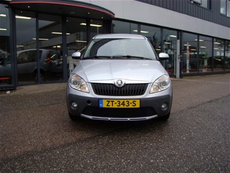 Skoda Roomster - 1.2 TSI Ambition Cruise - Airco - Elk pakket - 1