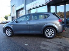 Seat Leon - 1.2 TSI Businessline PDC - Cruise - Climate - USB - Trekhaak