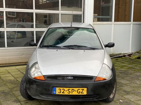 Ford Ka - 1.3 Futura (bj 2006) Airco - 1