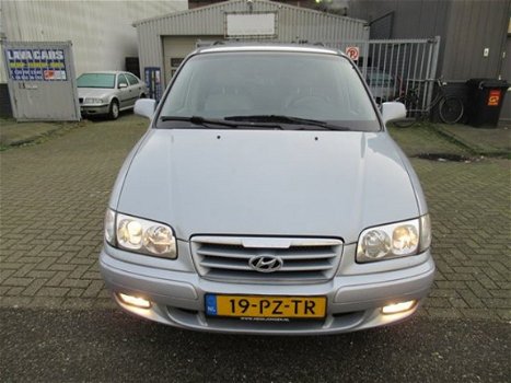 Hyundai Trajet - 2.0i CVVT DynamicVersion - 1