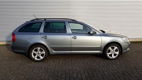 Skoda Octavia Combi - 1.2 TSI Ambition Business Line NAVI PDC ECC Stoelverw - 1 - Thumbnail