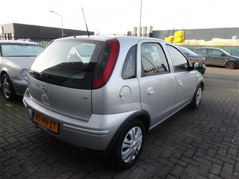 Opel Corsa - 1.2-16V Enjoy 5 deurs, nwe APK, AIRCO, 4 nwe banden, 183.387 km en rijd nog super - 1