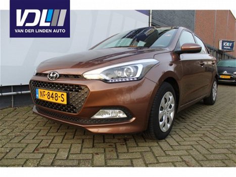 Hyundai i20 - 1.2 HP i-Motion led, airco, cruise control - 1