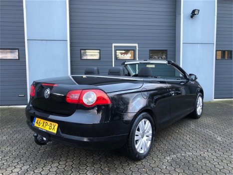 Volkswagen Eos - 1.6 16V FSI Airco Navigatie Cruise Control NETTE AUTO - 1