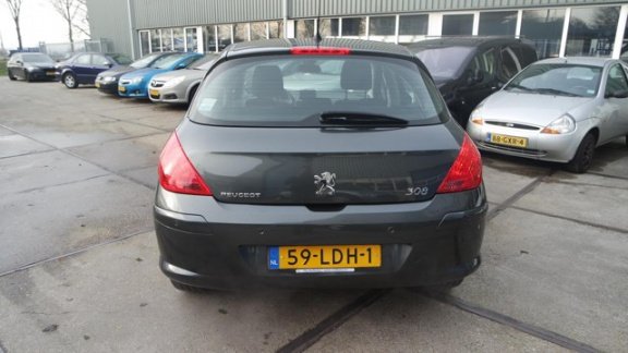 Peugeot 308 - 1.6 VTi XS bouwjaar 2010-automaat-navigatie-pdc v+a - 1