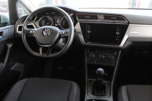 Volkswagen Touran - 1.2 TSi Comfortline 7-Persoons | Navigatie | Cruise | Bluetooth | - 1
