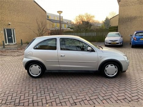 Opel Corsa - 1.0-12V Enjoy Eerste eigenaar / Digitale airco / bouwjaar 2005 / Leuke auto - 1