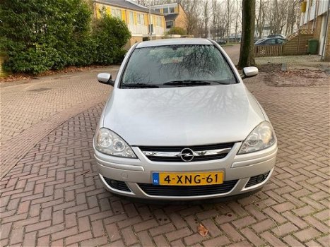 Opel Corsa - 1.0-12V Enjoy Eerste eigenaar / Digitale airco / bouwjaar 2005 / Leuke auto - 1