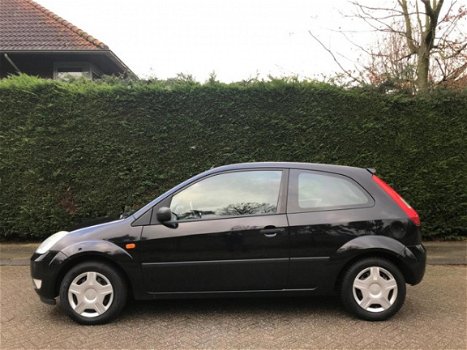 Ford Fiesta - 1.4-16V AIRCO/APK 02-2021/RIJDT GOED/2004 - 1