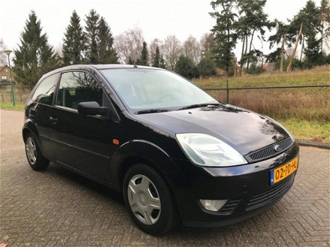 Ford Fiesta - 1.4-16V AIRCO/APK 02-2021/RIJDT GOED/2004 - 1