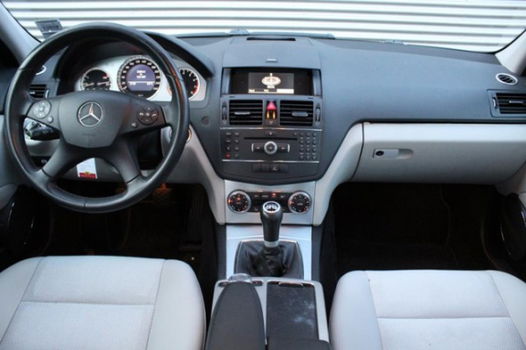 Mercedes-Benz C-klasse - 180 K BlueEFFICIENCY Trekhaak Navigatie - 1