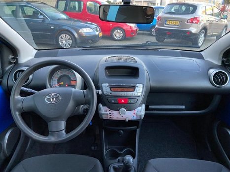 Toyota Aygo - 1.0 VVT-i Comfort 5-deurs NL Auto 11-2012 Airco Stuurbekr NAP - 1