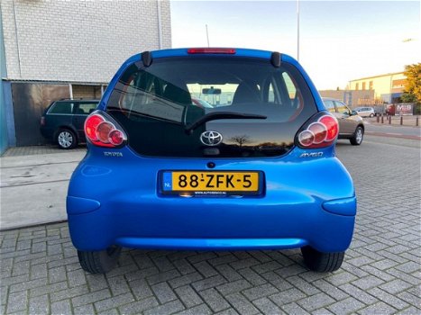 Toyota Aygo - 1.0 VVT-i Comfort 5-deurs NL Auto 11-2012 Airco Stuurbekr NAP - 1