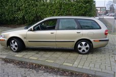 Volvo V40 - 1.8 Europa Elegance MET AIRCO en APK