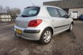 Peugeot 307 - 1.6-16V XT , 5 DEURS, AIRCO, ZEER NETTE EN GOED RIJDENDE 307 MET TREKHAAK , INRUIL TEG - 1 - Thumbnail