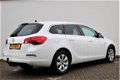 Opel Astra - S.T. 1.4 Business + Navi | PDC | Trekhaak | Navi | Cruise | PDC | Trekhaak - 1 - Thumbnail