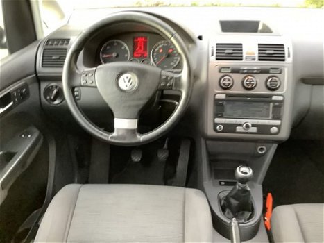 Volkswagen Touran - 1.9 TDI |7 PERSONEN|NAVI|6 VERSNELLING|AIRCO| - 1