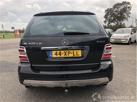 Mercedes-Benz ML-klasse - 420 cdi v8 32v 306pk 4-matic automaat sport - schuifdak - navi - leer - cl - 1