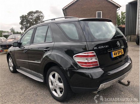 Mercedes-Benz ML-klasse - 420 cdi v8 32v 306pk 4-matic automaat sport - schuifdak - navi - leer - cl - 1