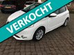 Peugeot 208 - 1.2 VTi Active incl. PDC, airco en bluetooth voorbereiding - 1 - Thumbnail