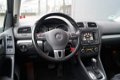 Volkswagen Golf - 1.2 TSI Highline BlueMotion | Automaat - 1 - Thumbnail