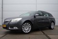 Opel Insignia Sports Tourer - 1.8 Business (140 pk) / Navigatie/ Sportstoelen/ Park.sens/ Climate/ C - 1 - Thumbnail