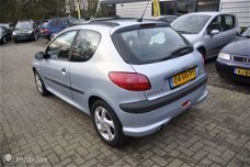 Peugeot 206 - 1.6-16V XS