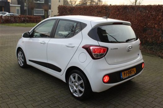 Hyundai i10 - 1.0i Comfort GO Clima Cruise Navi LED LMV MOOI - 1