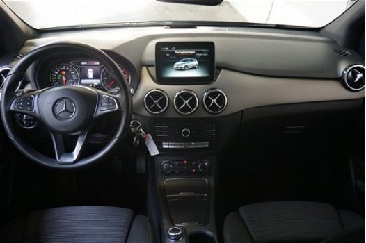 Mercedes-Benz B-klasse - 180 d Lease Edition Plus Automaat. Navigatie. Nationale Autopas (NAP) - 1